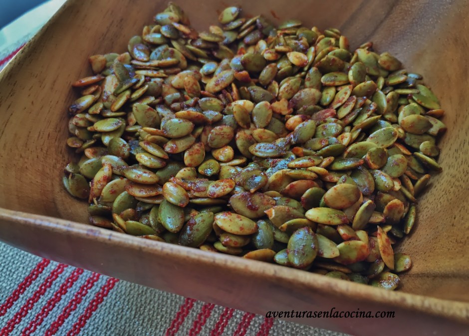 botanas con pepitas y chile