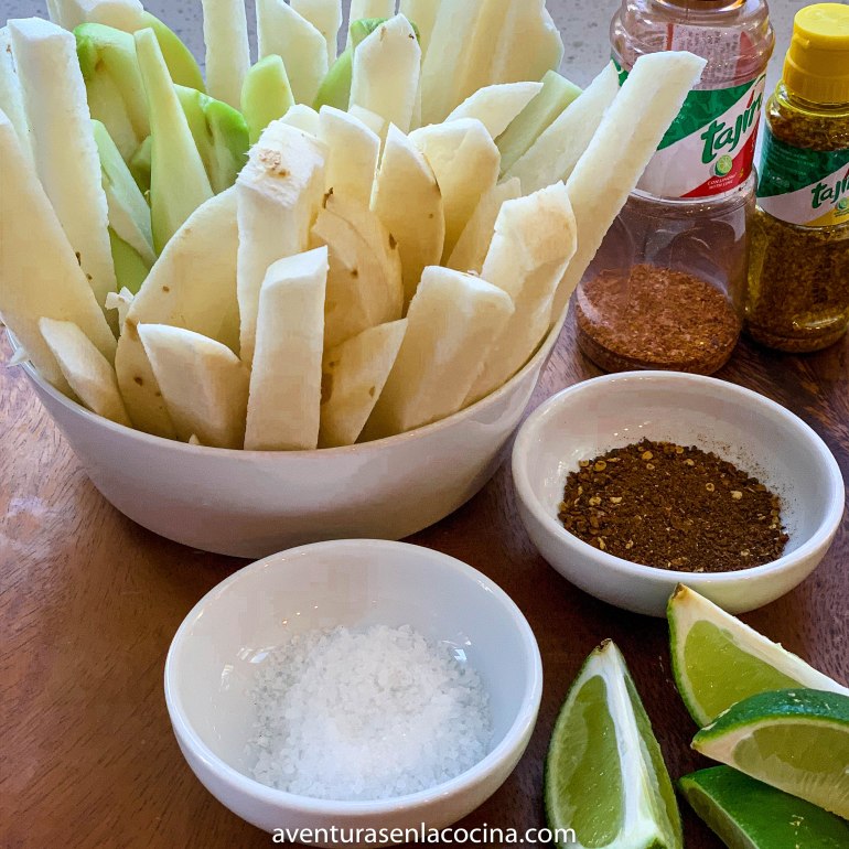 Snack con verduras y tajin