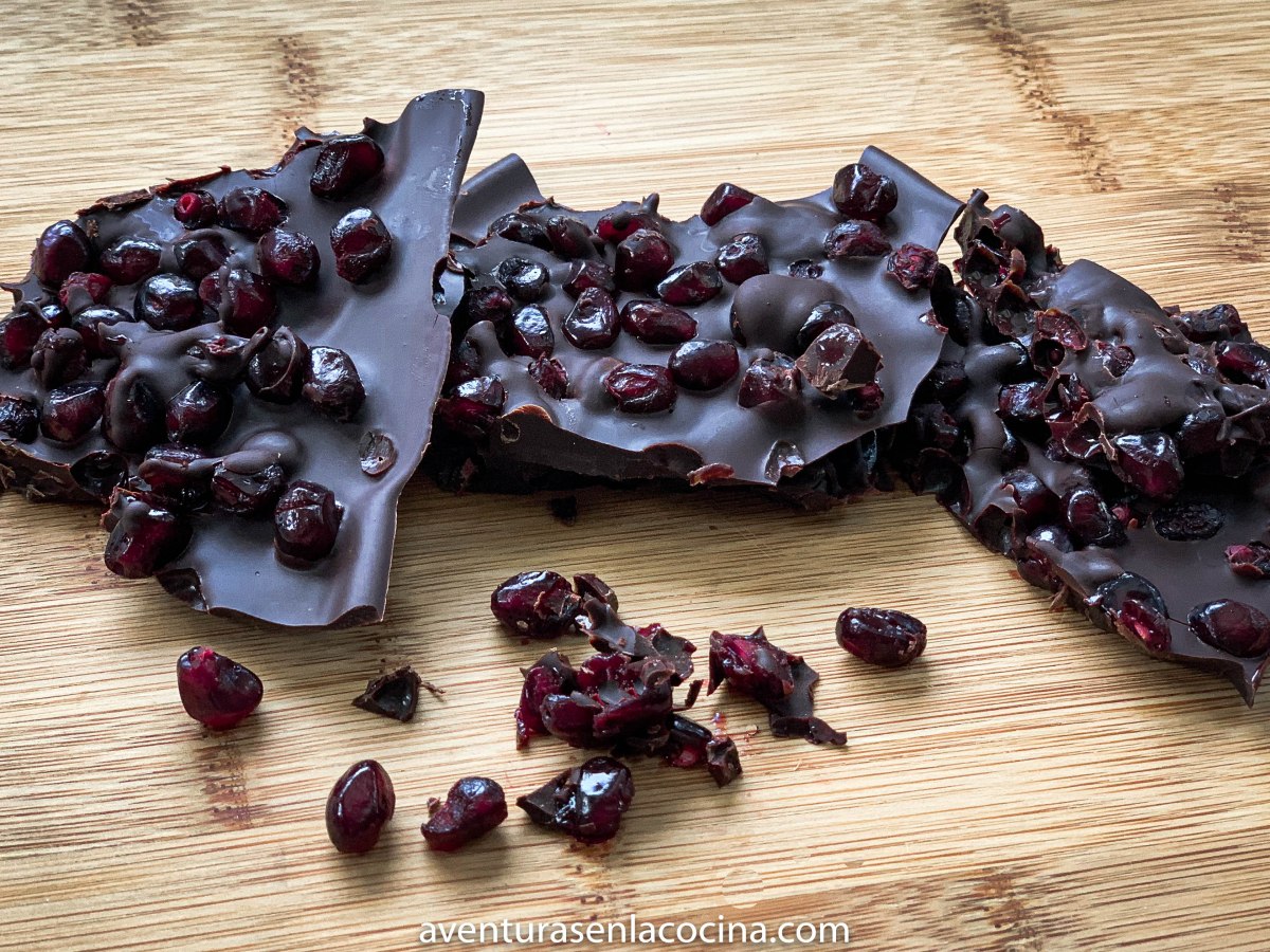 Barras de chocolate con&nbsp;granada.