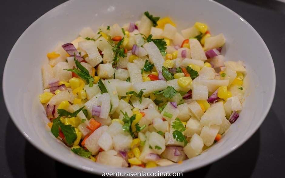 Ensalada de elote y jicama
