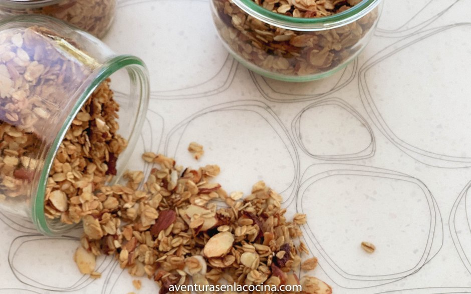 maple, almendra y durazno deshidratado