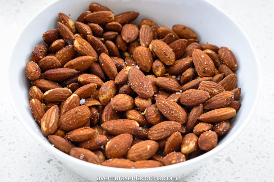 Botana de almendras saludable